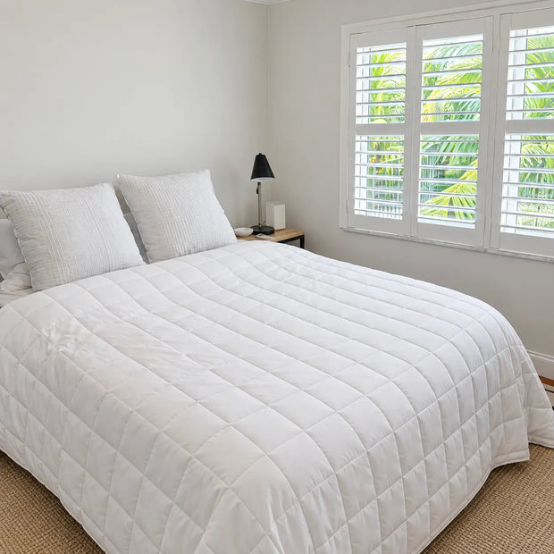 Banner image for: <h1><strong>Wholesale Hotel Supplies. Delivered to Your Property.</strong></h1>