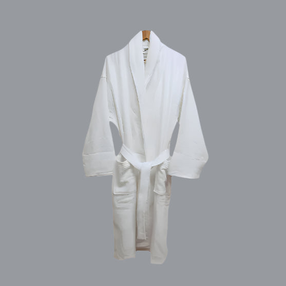 white-nice-hotel-bathrobe