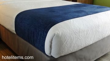 Chenille Bed Scarf King Size Navy