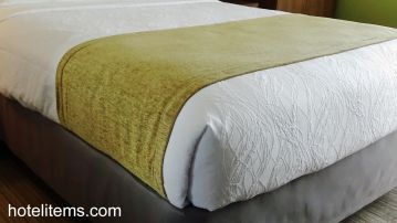 Chenille Bed Scarf King Size Bronze